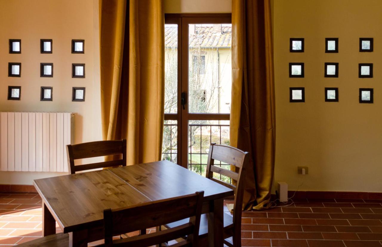 Montevecchio Apartments Montopoli in Val dʼArno Eksteriør bilde